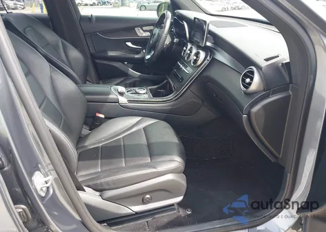 2018 Mercedes-Benz Glc 300 from USA, damaged, VIN WDC0G4JB4JV100880